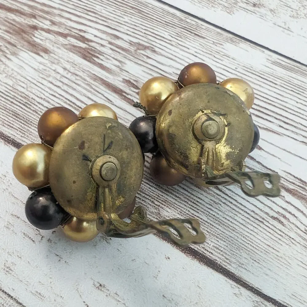 Vintage Clip On Earrings - Just Under 1